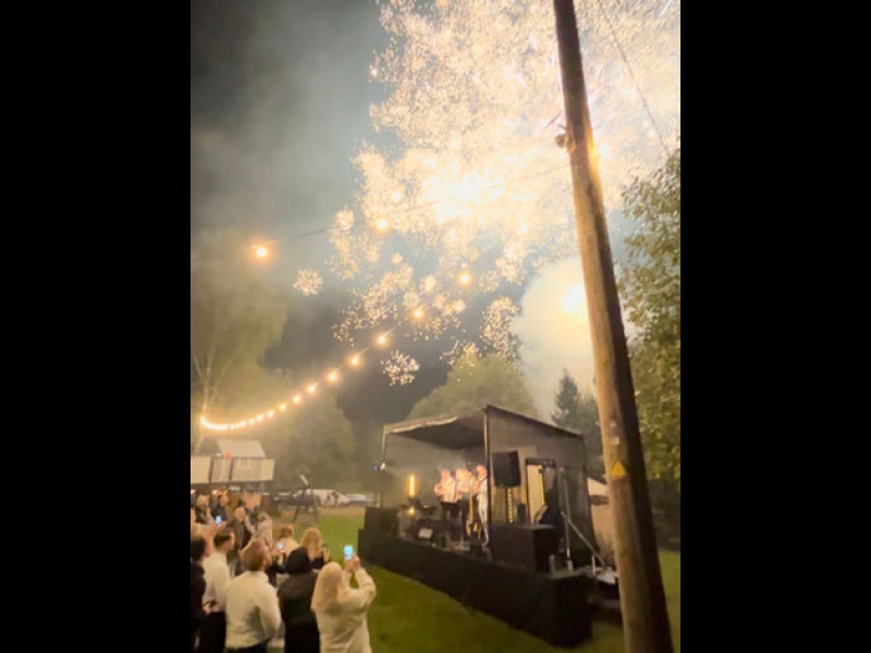 Kārums - M, SIA kafejnīca