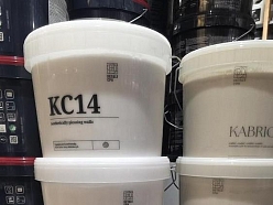 Kabric un KC14 stends Profcentrs veikalā