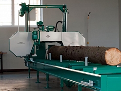 Mobilā kokzāģētava ar modernām tehnoloģijām