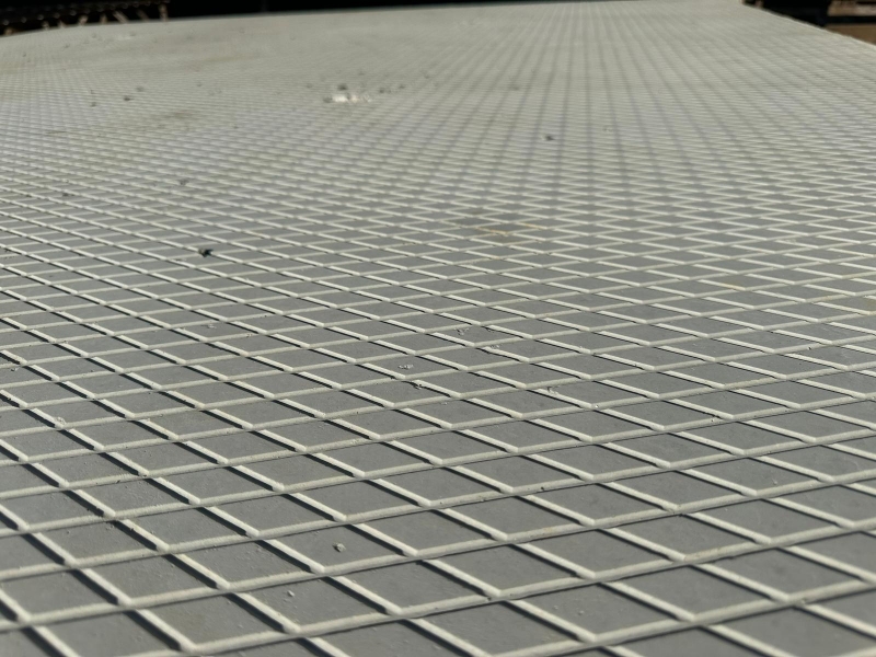 LAT SLABS produkcija