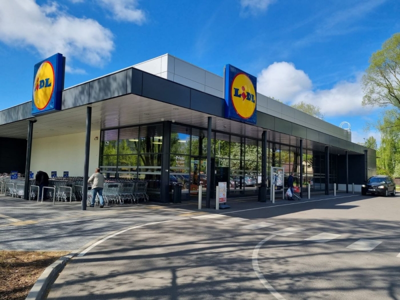 Tirdzniecības centrs LIDL Ziepniekkalnā, Rīgā