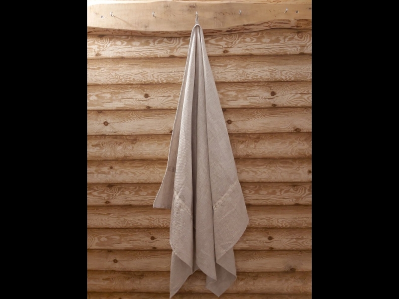 Lina dvielis ar tautisku rakstu – dabīgs un izturīgs pirts tekstils