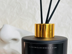 Mājas aromāts ar kociņiem