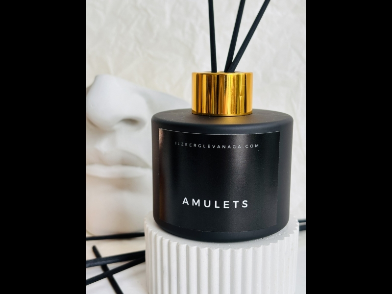 Mājas aromāts ar kociņiem