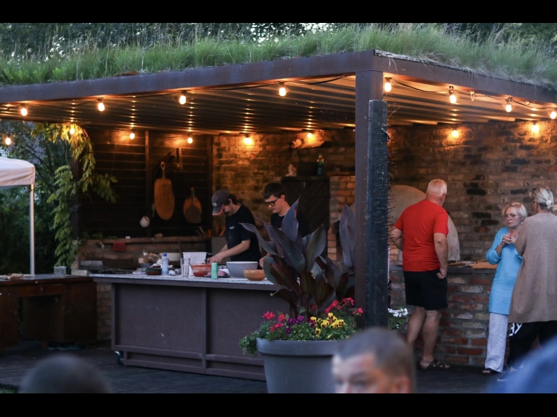 Āra virtuves atmosfēra