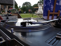 Vinila ieraksti un mūzika