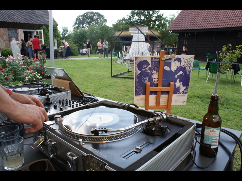 Vinila skaņas brīvā dabā