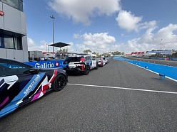 Pārklājumi autosportam