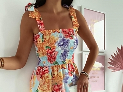 Puķaina vasaras kleita.