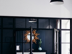 Metāla un stikla durvis