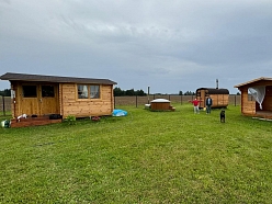 Plaša atpūtas zona dabas ielokā