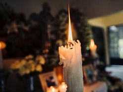 Apbedīšanas piederumi