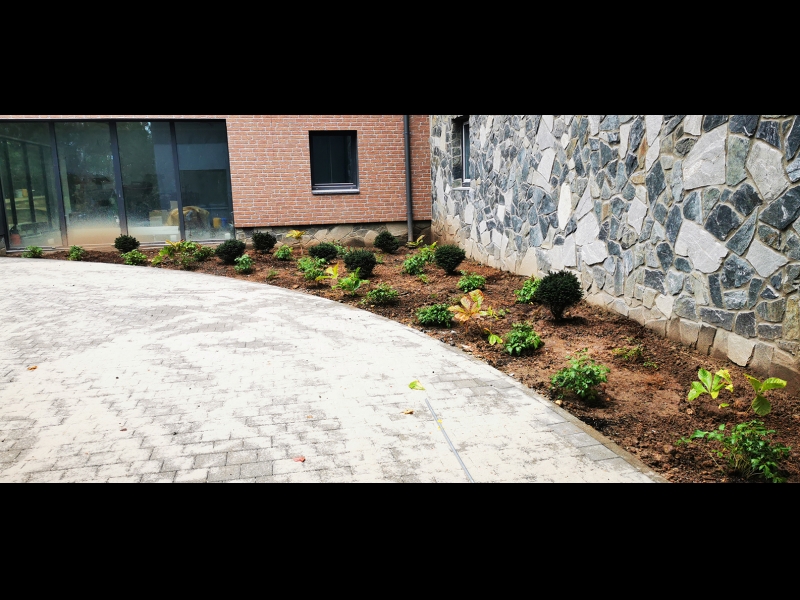 publiskie apstādījumi