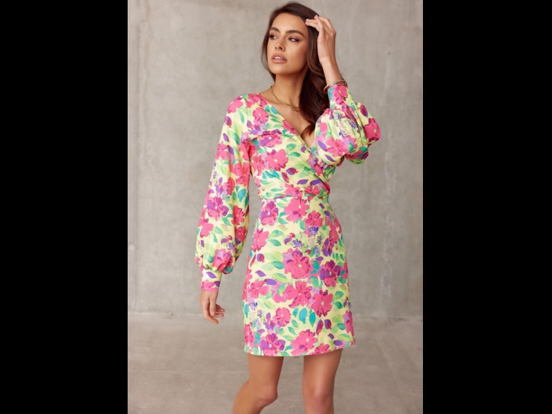 Puķaina mini kleita