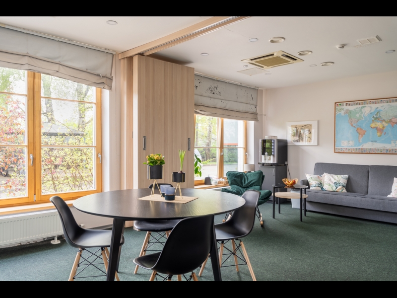 sociālās aprūpes centri un pansionāti