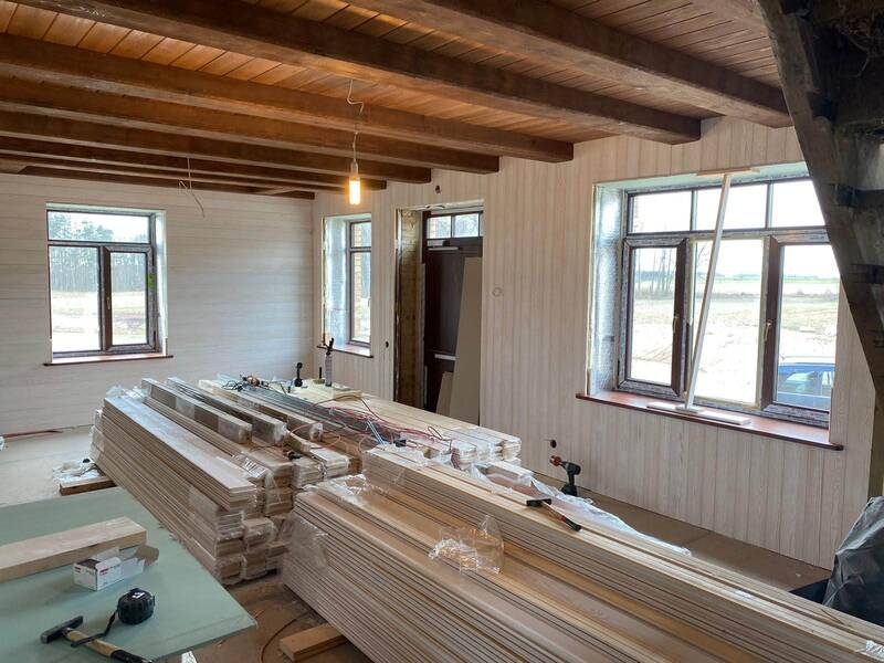 Grīdas darbi procesā