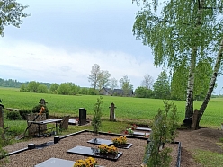 Kapu labiekārtošana ar granīta apmali