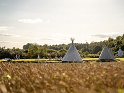 Tipi Village Nomadic Homes vieta retrītiem