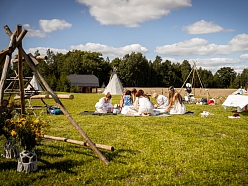 Tipi village Nomadic Homes