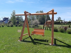 Koka dārza mēbeles