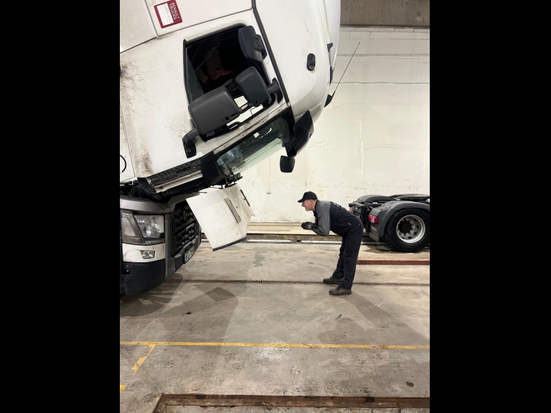 kravas automašīnu remonts