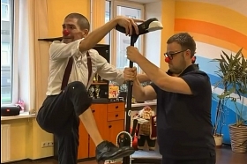 Viesmākslinieks privātajā vidusskolā "Innova"