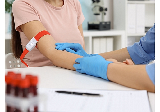 Pasaules Hemofilijas diena: kā atpazīt asins recēšanas traucējumus sievietēm
