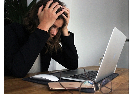 Pētījums: stress un nervozitāte negatīvi ietekmē 69% iedzīvotāju labsajūtu 