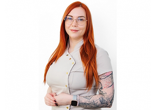 Sievietes āda pilnbriedā