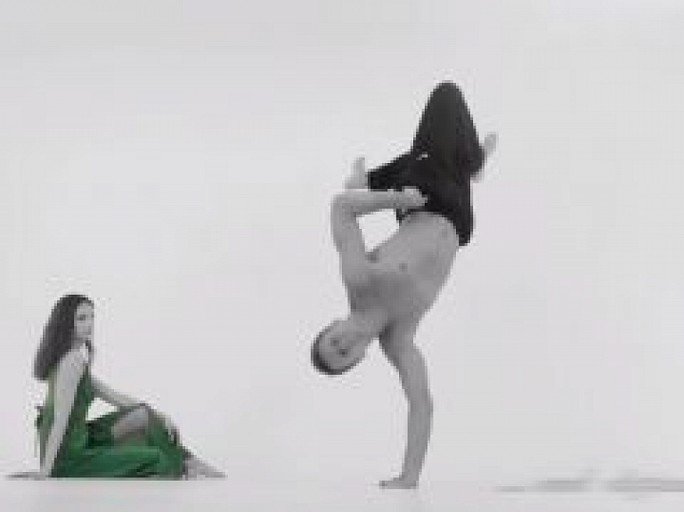 Deju grupa no Rīgas izveidojusi īsfilmu ar horeogrāfijas elementiem