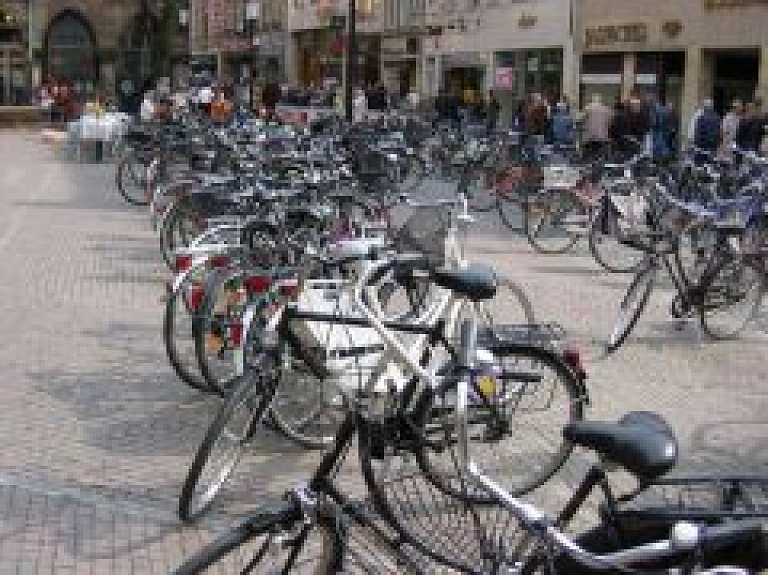 "Sixt" velosipēdu nomas darījumu skaits vairāk nekā divkāršojies