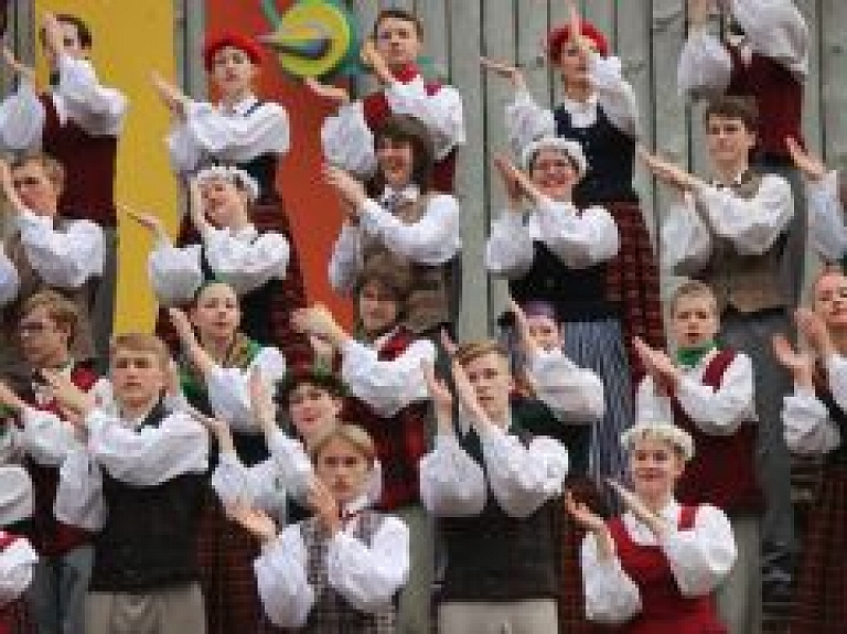 Rēzeknē ar koncertu noslēgsies folkloras festivāls "Baltica"
