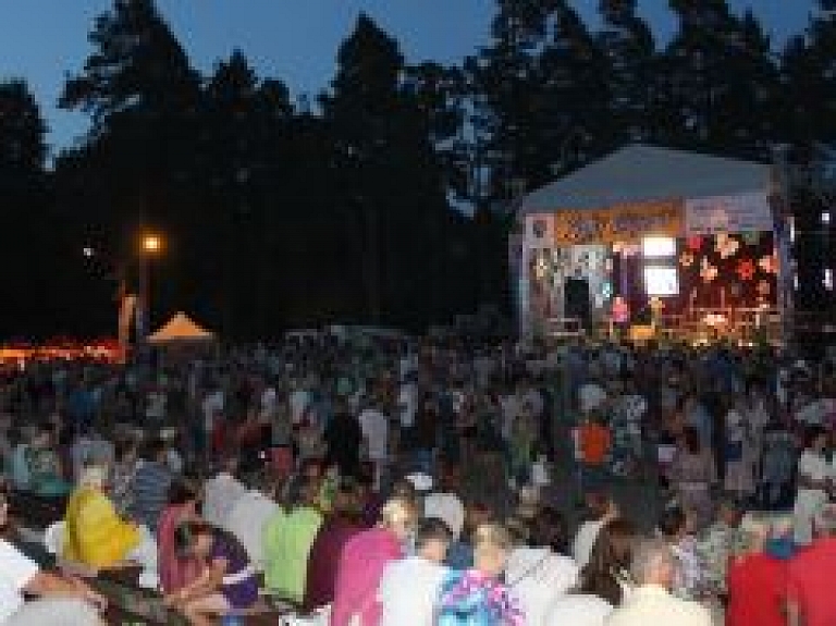Madonā notiks populārās mūzikas festivāls "Zelta Šlāgeris 2015"