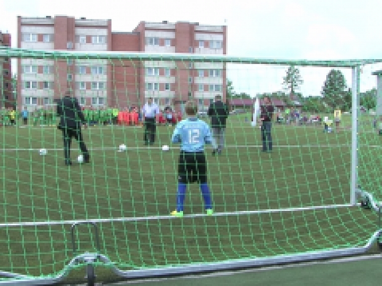 Latgales Reģionālā TV: Balvos nostiprina futbola tradīcijas