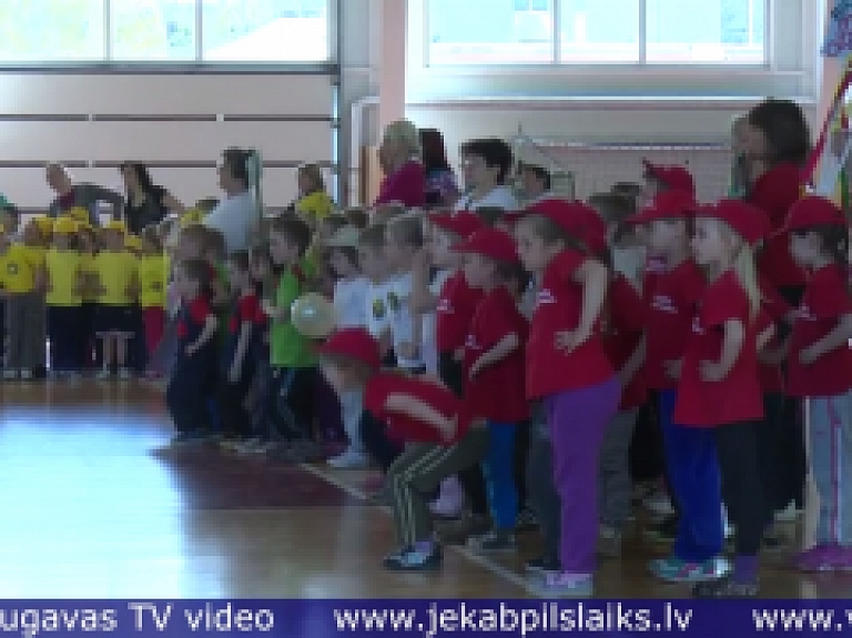 Vidusdaugavas TV: Jēkabpilī norisinās bērnudārzu audzēkņu sporta svētki