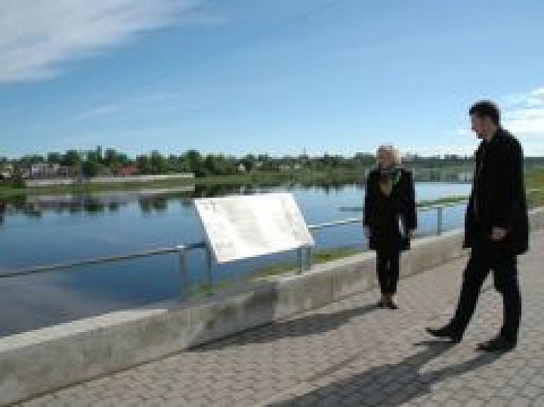 Jēkabpilī viesojas Lietuvas izdevuma "Veidas" žurnālists