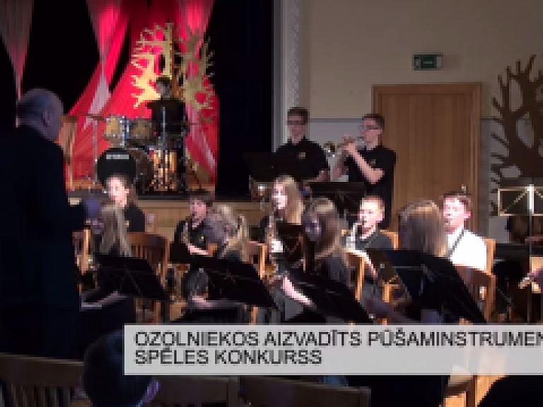 Latgales Reģionālā TV: Ozolniekos aizvadīts pūšaminstrumentu spēles konkurss