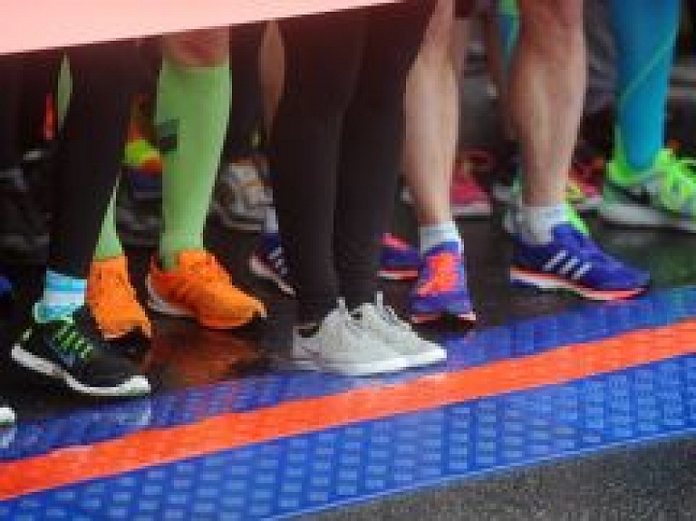 Rīgas maratona laikā miris aptuveni 25 gadus vecs vīrietis