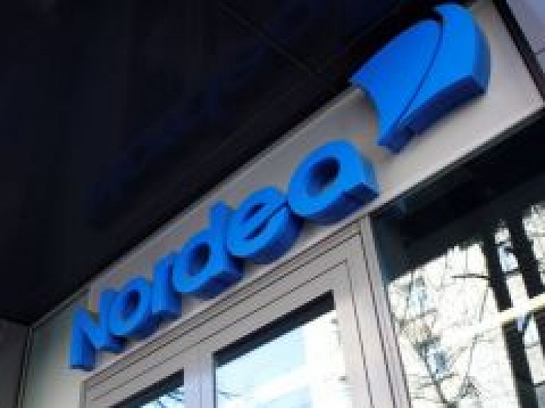 Garkalnes skolēni viesojās "Nordea" bankā