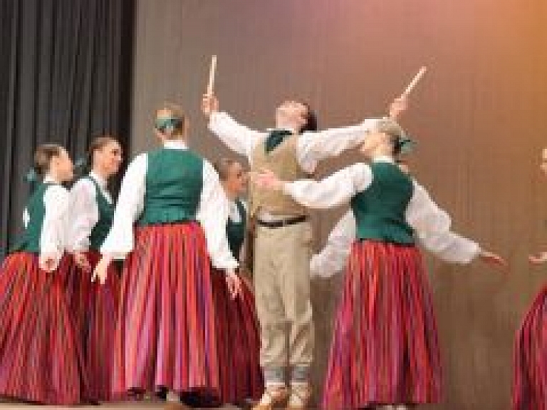 Lubānas novada izglītības iestāžu deju kolektīvu piedalās skatē