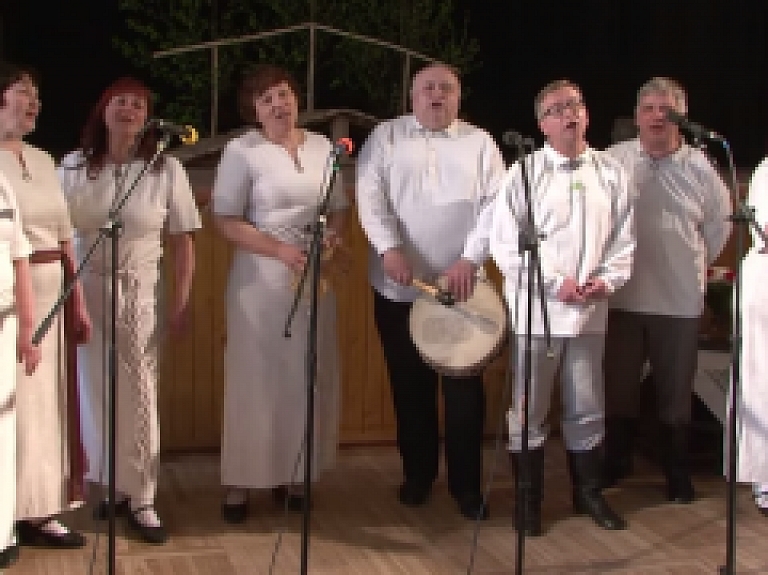 Latgales Reģionālā TV: Dagdā aizirt folkloras kopu saiets