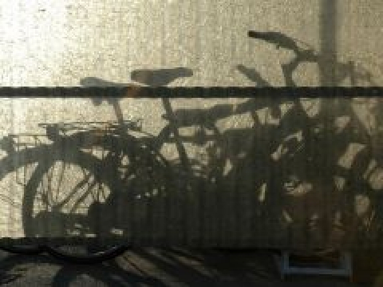 Latgalē astoņgadīgs zēns cietis velosipēdu sadursmē