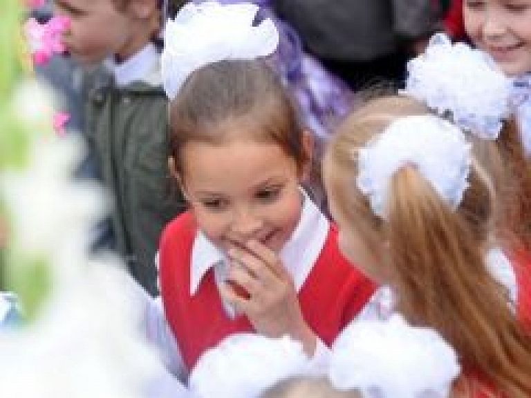 Valmierā turpinās pieteikumu pieņemšana bērnu uzņemšanai 1.klasē