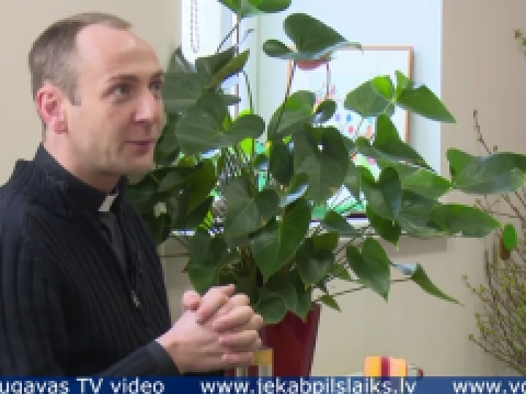 Vidusdaugavas TV: Līvānu katoļu draudzes priesteris Juris Zarāns par Lieldienu nozīmi