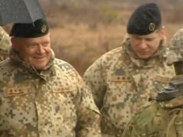 ASV profesionāļi slavē latviešu karavīrus