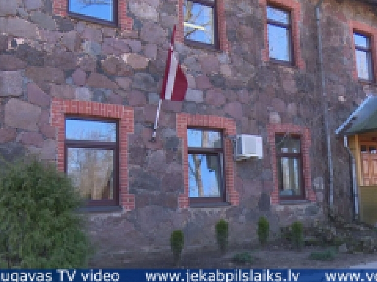 Vidusdaugavas TV: Vīpes pamatskolas nākotne - miglā tīta