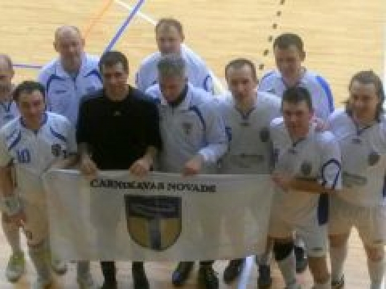 Carnikavas futbola veterāni kļūst par Vidzemes zonas čempioniem