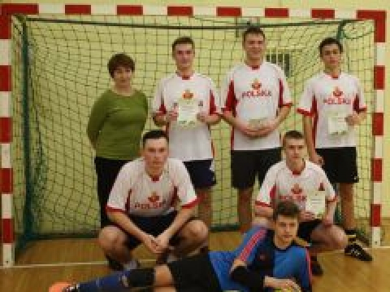 Rēzekniešiem sasniegumi basketbolā un florbolā