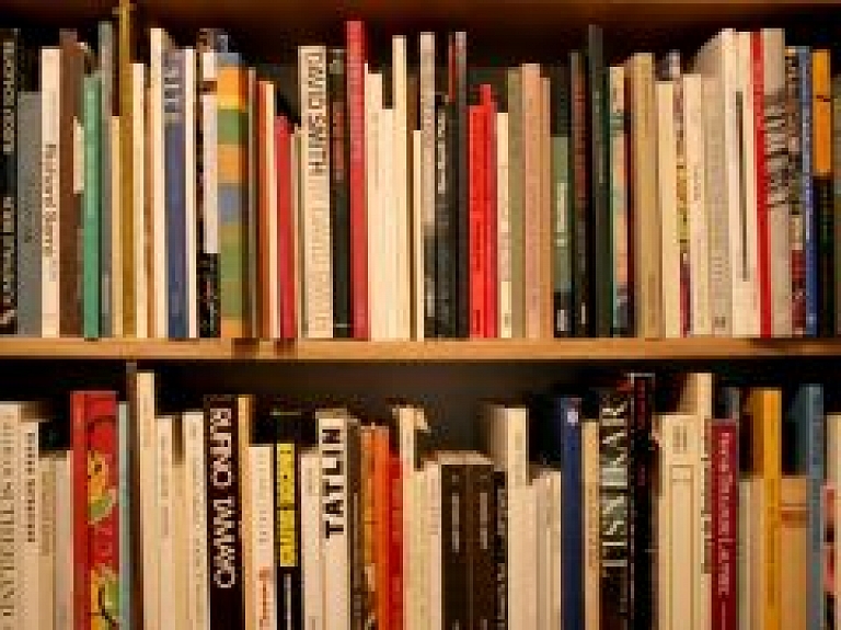 Novada bibliotēka piedāvā iespēju pieteikties konkursā jaunajiem lasītājiem