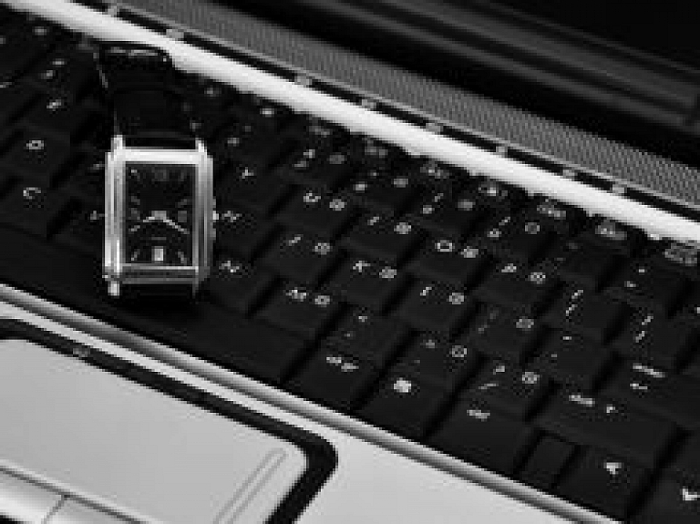 Ādažu Brīvajā Valdorfa skolā iegādāsies datorus un planšetes